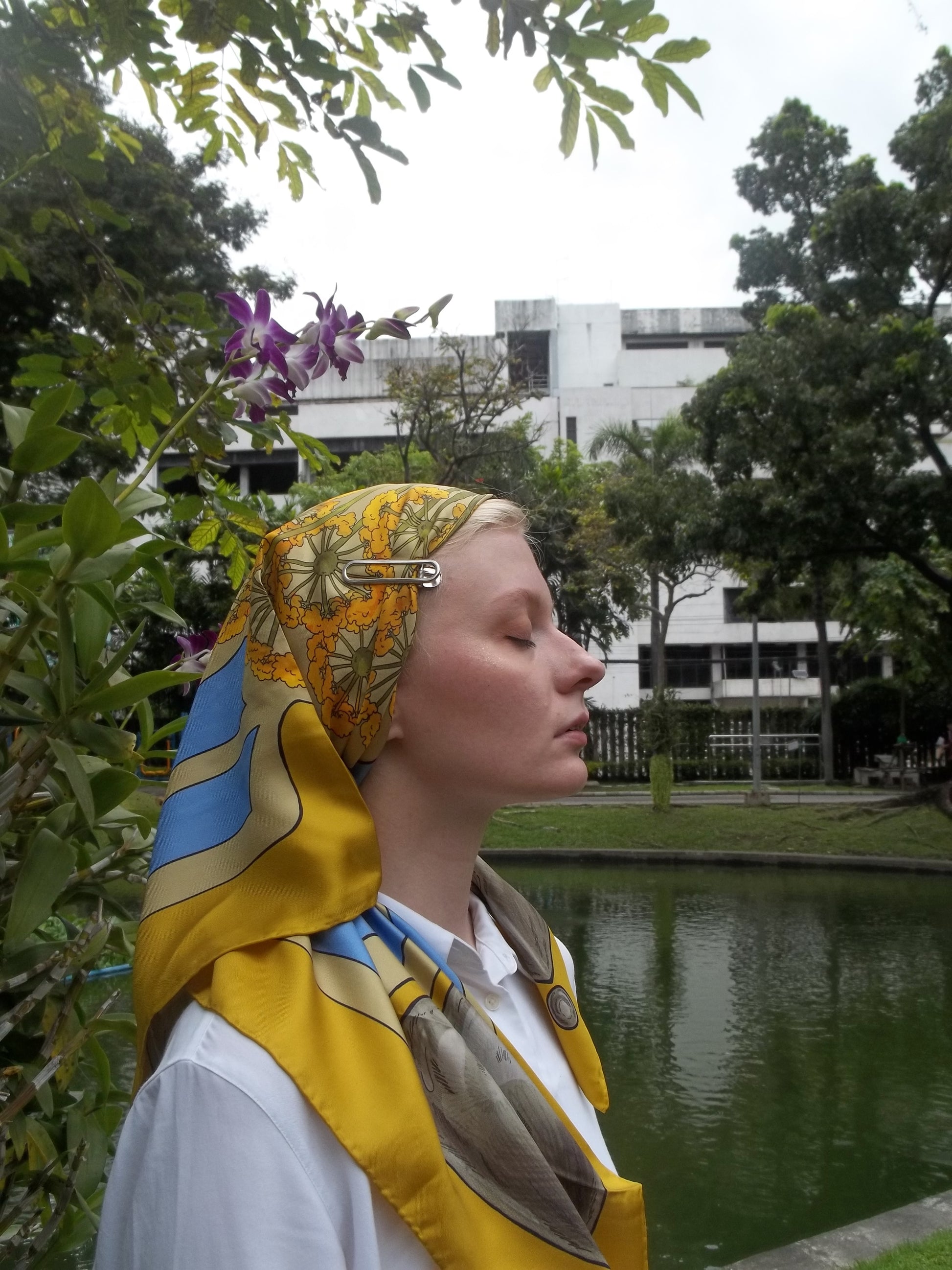 Silphium silk scarf